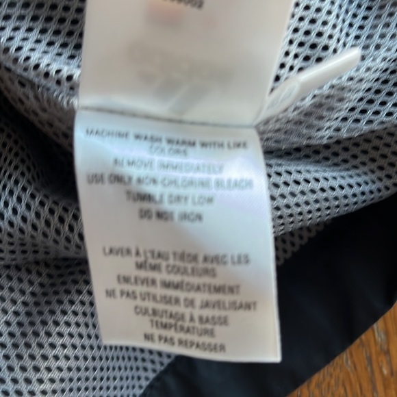 Adidas men’s nylon zip up windbreaker size medium pockets black with gray band - Picture 11 of 16